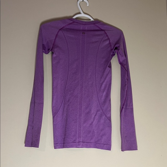Lululemon Swiftly Tech Long sleeve shirt - Picture 2 of 2